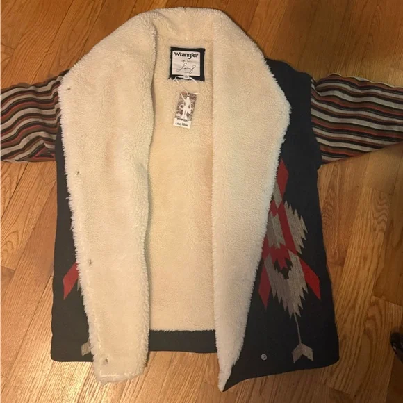 Cozy Western Sherpa-Trim Coat - Cream & Black - Picture 4 of 6